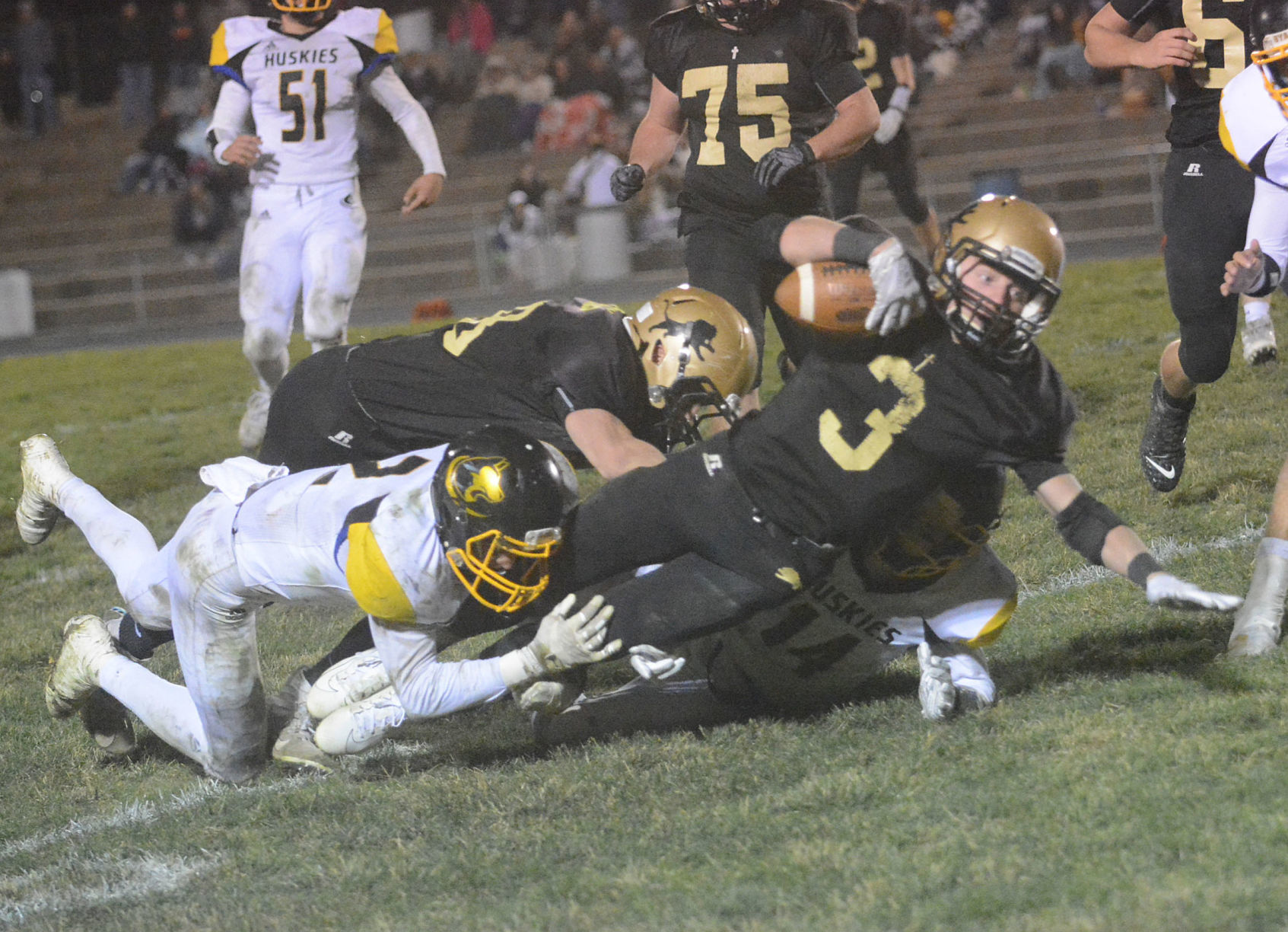 Aquinas Football 10.25